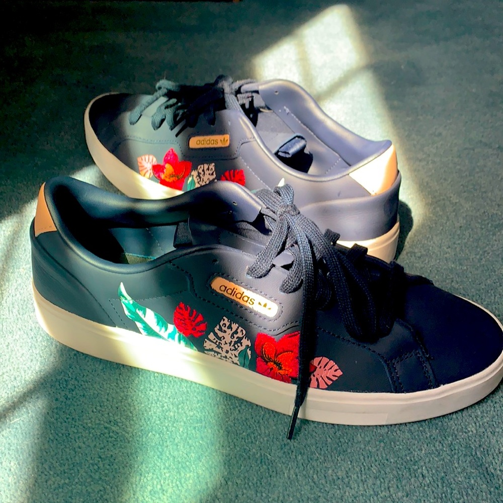 Adidas x H.E.R. Studio London Sleek
